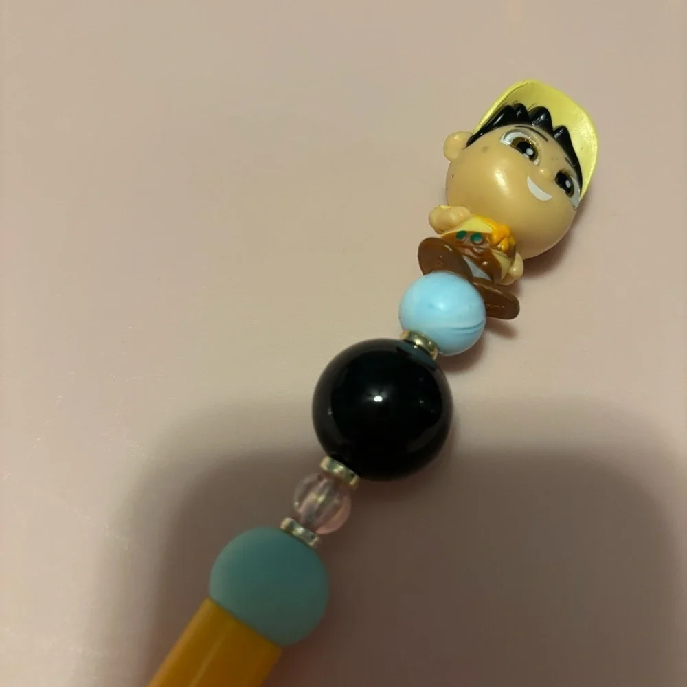Disney Doorables: Up: Russell classic handmade beaded pen